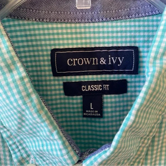 Crown and Ivy Button Down - Large - Picture 4 of 4